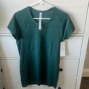 Crz Yoga Women’s Short Sleeve Shirt